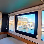 Casa Flotante En El Centro De - Different Charter ויגו