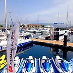 ספינת מלון Casa Flotante En El Centro De - Different Charter *