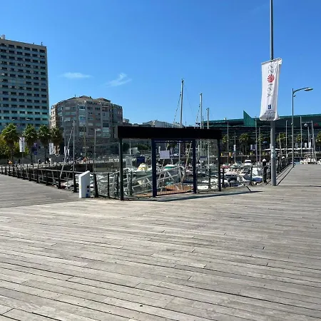 Different Charter Hotel en barco *