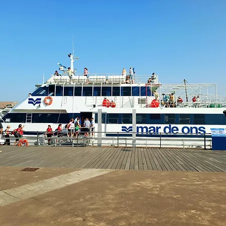 Barco Different Charter - Experiencia Unica En El Puerto Deportivo De 船屋