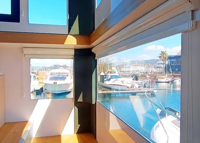 Bateau-hôtel Casa Flotante En El Centro De - Different Charter Vigo